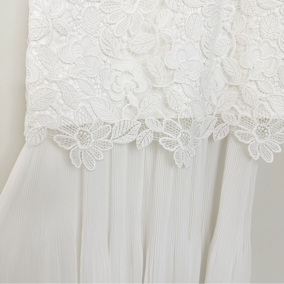 Self-Portrait Off-the-Shoulder Guipure Lace Bridal Gown - Picture 11 of 16